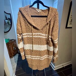 Davi & Dani hooded sweater